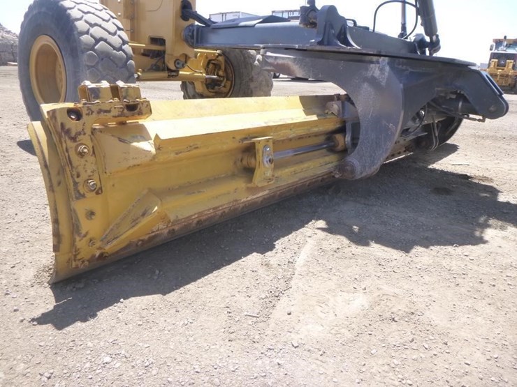 2013-deere-872gp-image-20