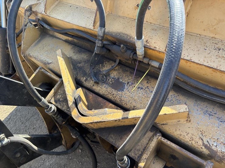 2005-caterpillar-it14g-image-13