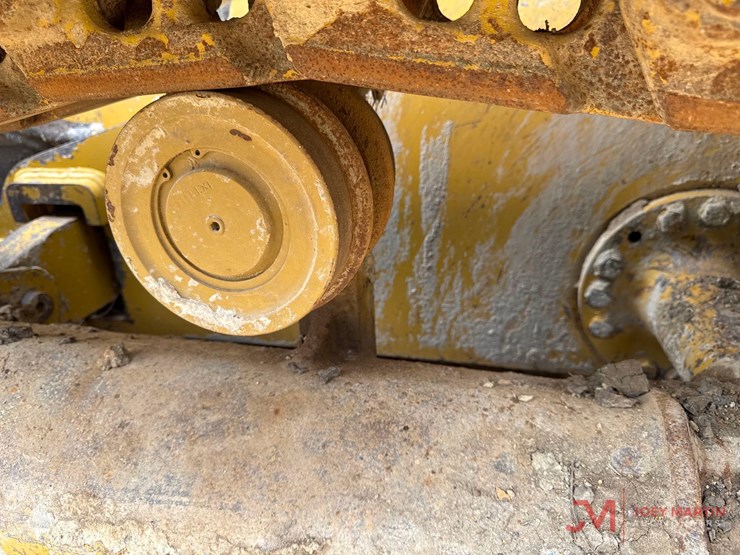 2018-caterpillar-d6k2-lgp-image-9