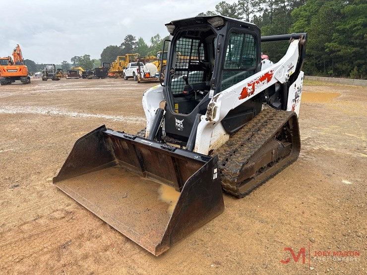 2020-bobcat-t76-image-4