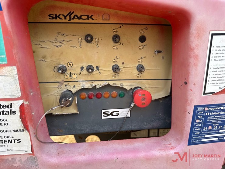 2017-skyjack-sj40t-image-8