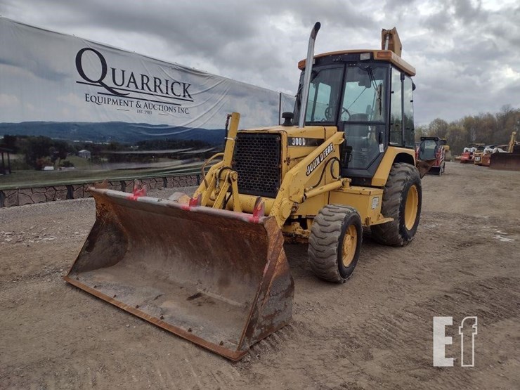 1995-deere-300d-image-45