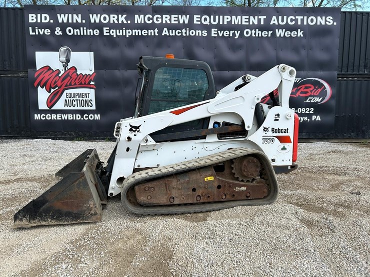 2017-bobcat-t870-image-1