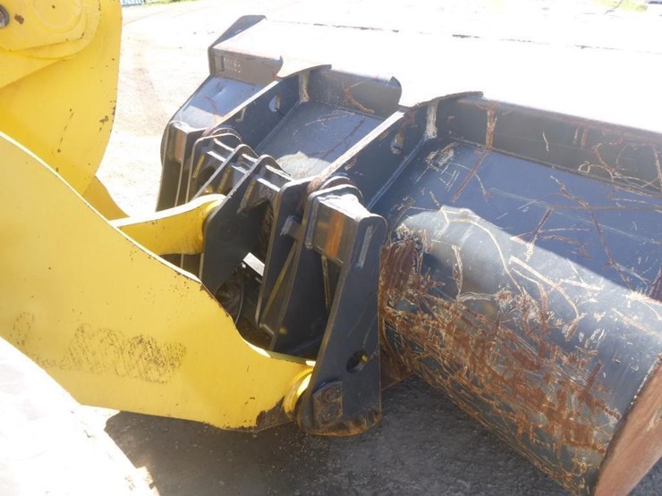 2018-komatsu-wa320-8-image-30