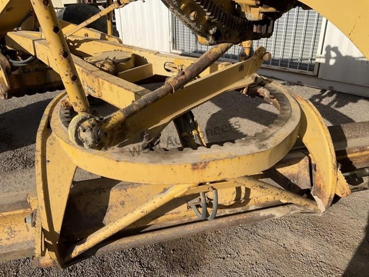 caterpillar-12e-image-13