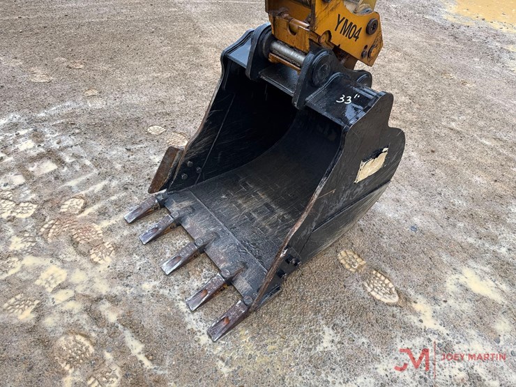2025-caterpillar-307.5-image-7