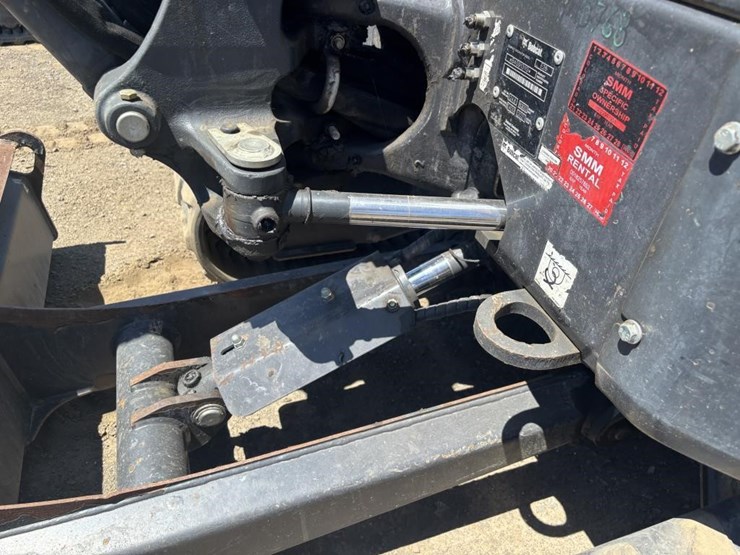 2021-bobcat-e26-image-16
