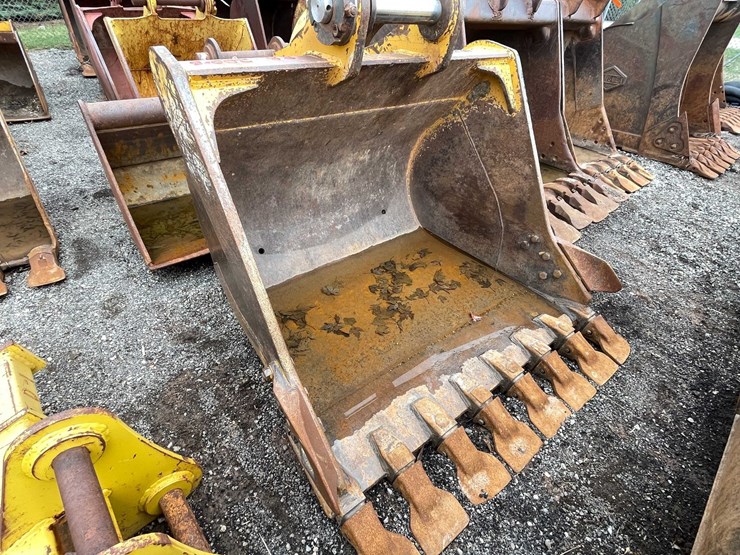 #5020-•-excavator-bucket-image-2