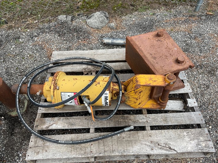 #5034-•-mcmillen-hydraulic-auger-image-1