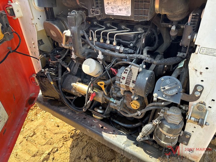 2017-bobcat-t650-image-9