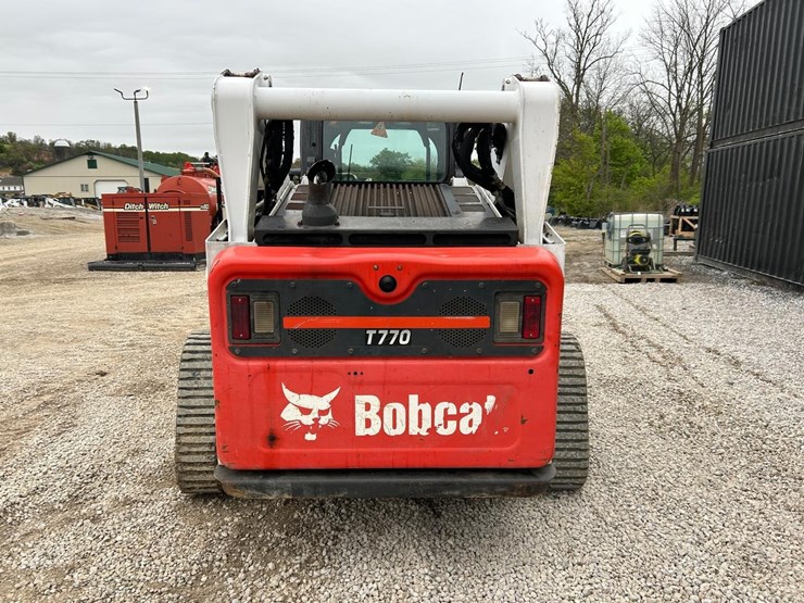 2020-bobcat-t770-image-3