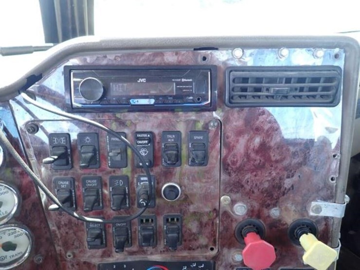 2007-international-9200i-image-16