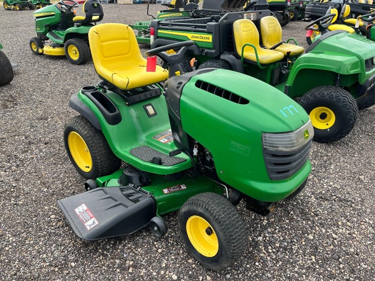 john-deere-l120-image-1