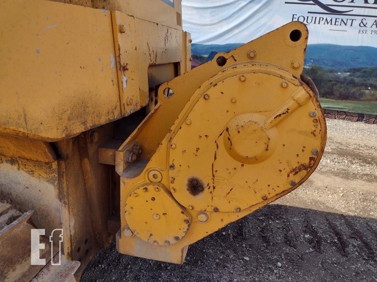 2005-deere-700h-xlt-image-36