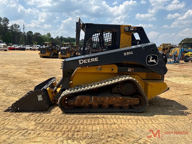 deere-331g-image-5