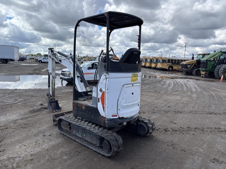 2020-bobcat-e20-image-4