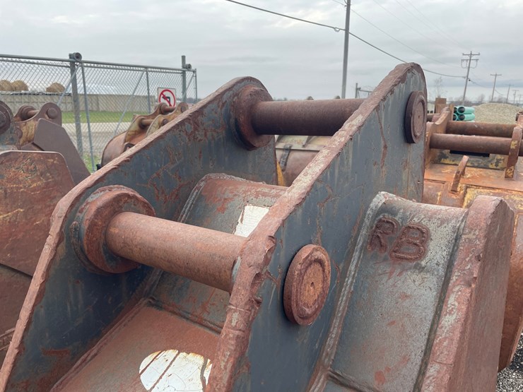 #5013-•-excavator-bucket-image-13