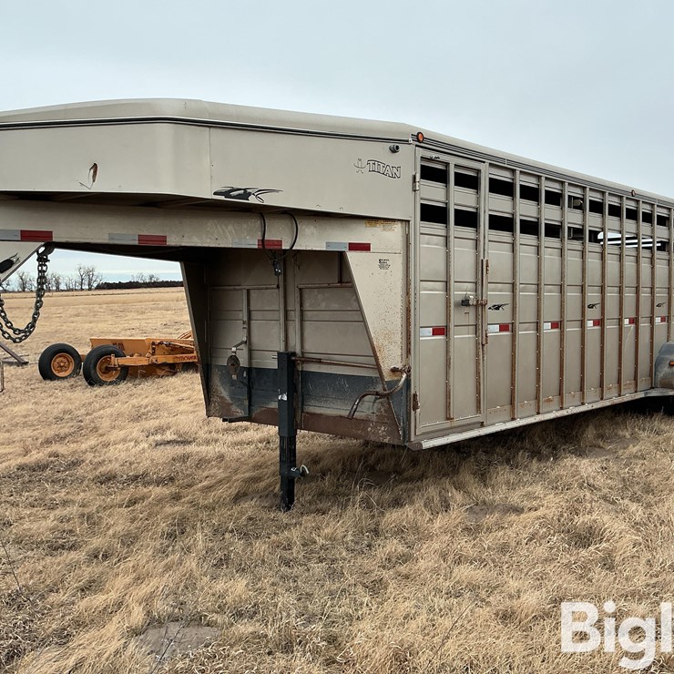 2009 TITAN TRAILER