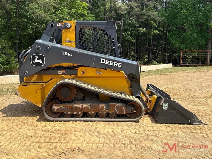 deere-331g-image-2