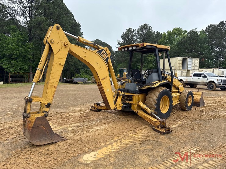 2001-caterpillar-416c-image-2