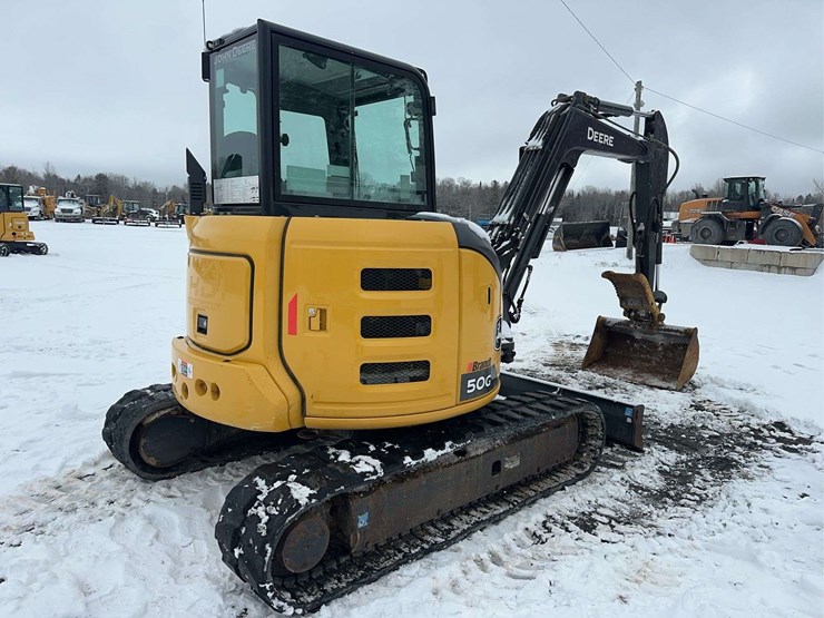2022-deere-50g-image-5