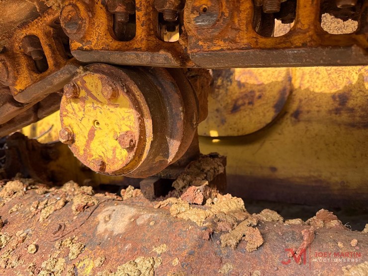 2016-caterpillar-d4k2-xl-image-9