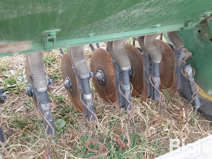 john-deere-8250-image-19