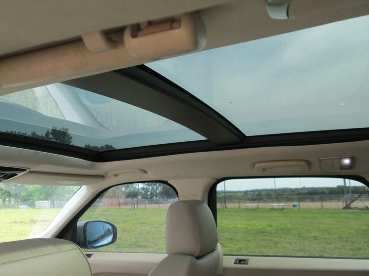 2015-land-rover-range-rover-image-21