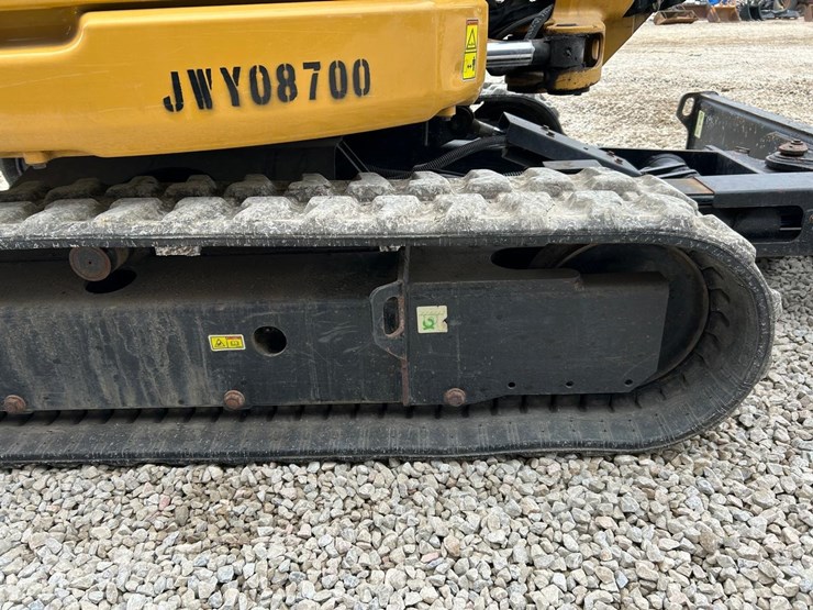 2021-caterpillar-303-image-13