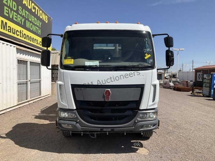 2016-kenworth-k370-image-3