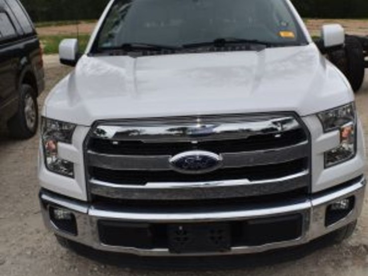 2015-ford-f150-image-16
