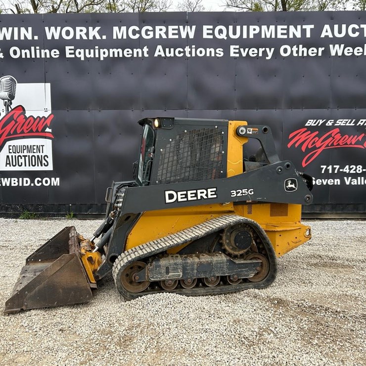2019 DEERE 325G