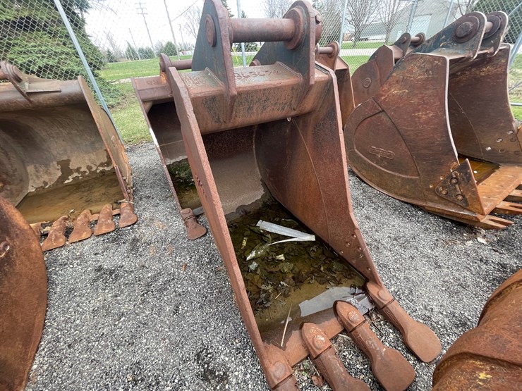 #5013-•-excavator-bucket-image-7