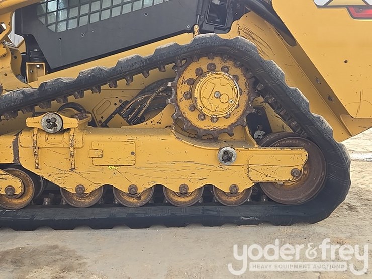 2021-caterpillar-289d3-image-12