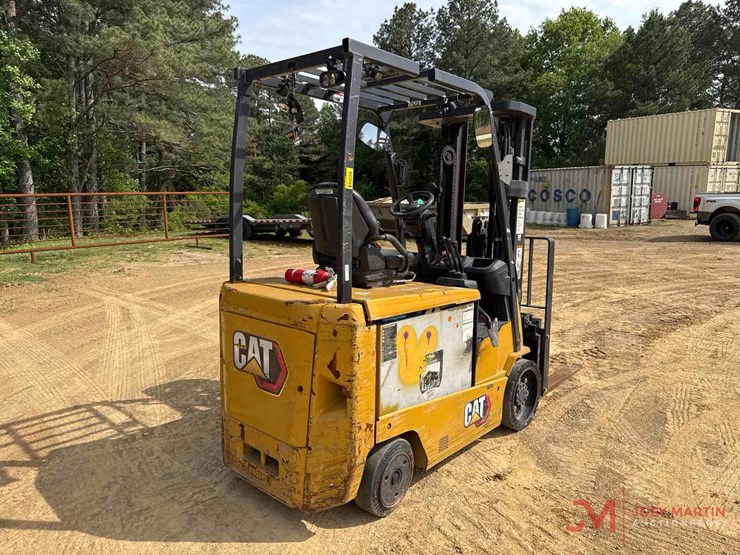 caterpillar-ec30n-image-16