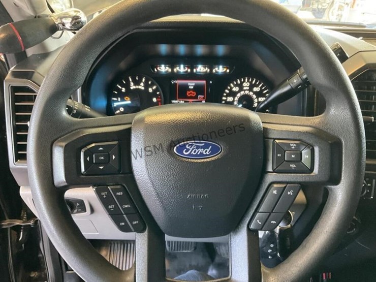 2020-ford-f150-image-17