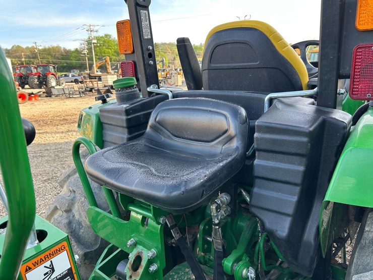 2024-john-deere-4044r-image-17