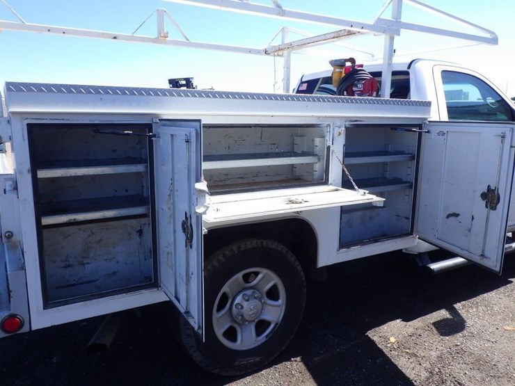 2018-dodge-2500-image-9