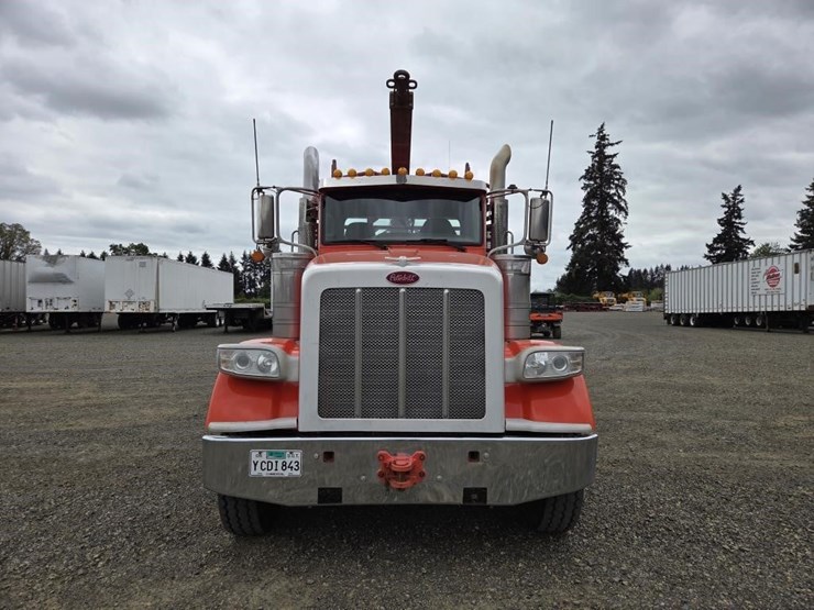 2016-peterbilt-367-image-2