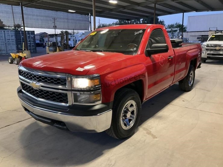2015-chevrolet-silverado-1500-image-4