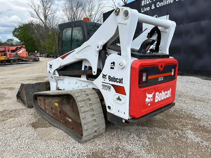 2017-bobcat-t870-image-2
