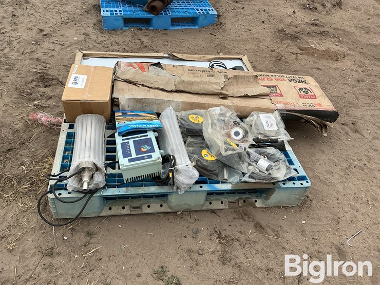 rps-solar-well-pump-w/-solar-panels-image-4