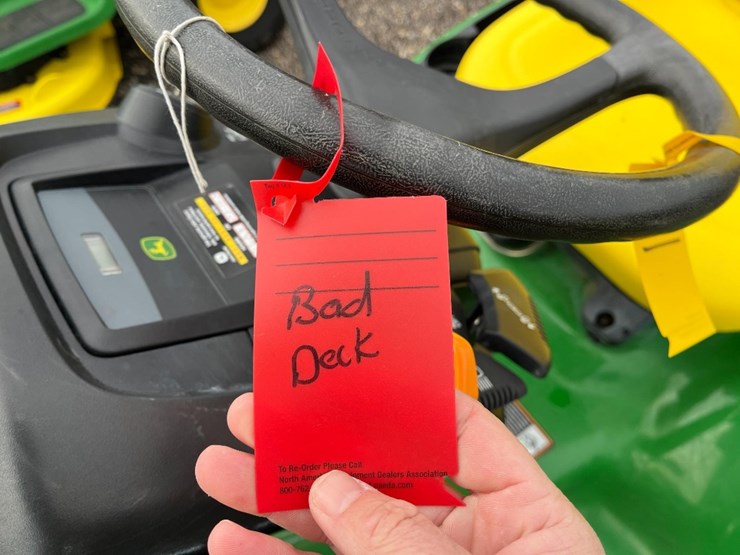 john-deere-x300-image-7