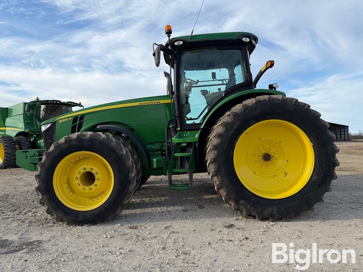 2012-john-deere-8335r-image-8
