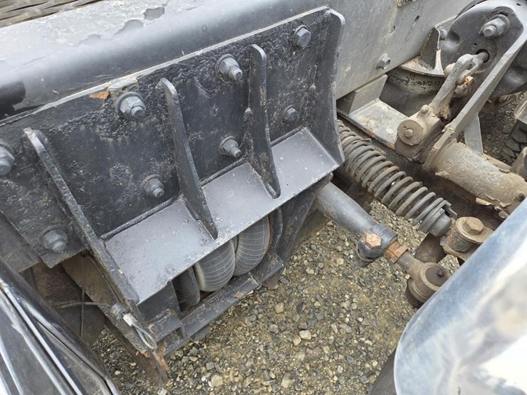 2012-kenworth-t800-image-61