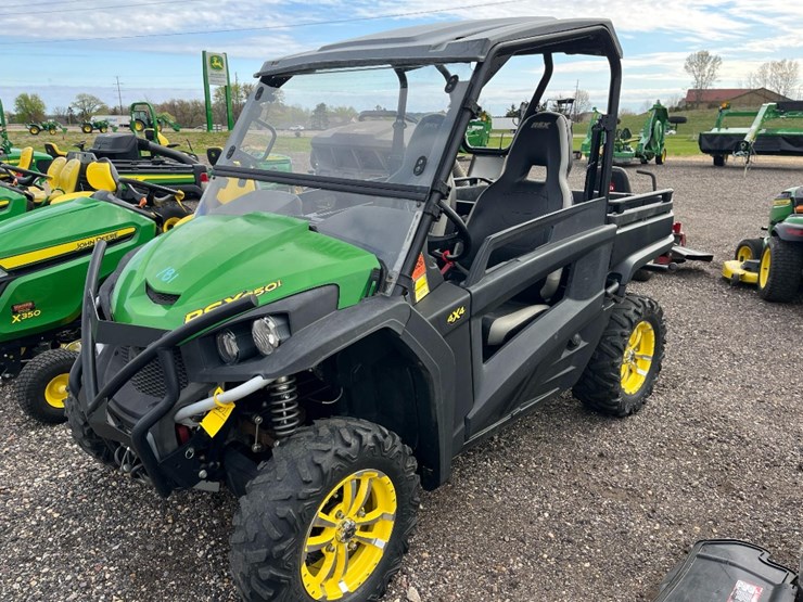 john-deere-gator-image-3