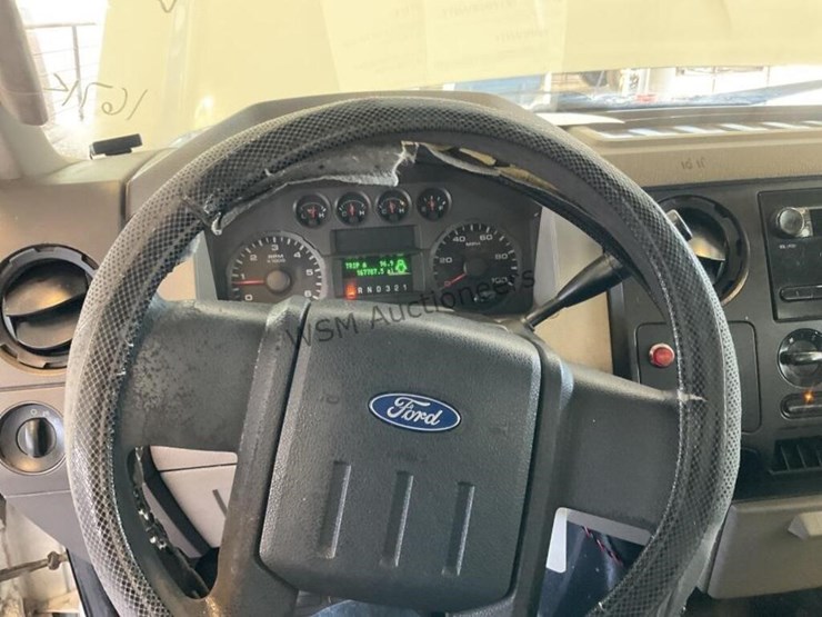 2009-ford-f450-image-22