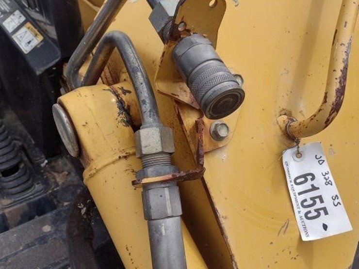 deere-328-image-23