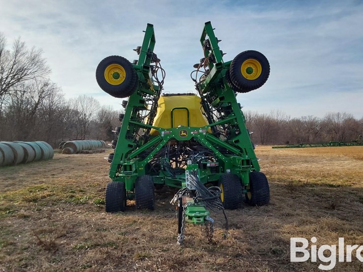 2019-john-deere-n536-image-2