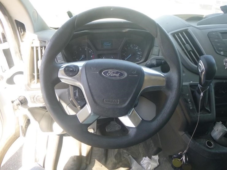 2017-ford-transit-image-10